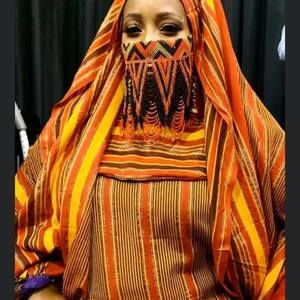 Meet your Posher, Zahra